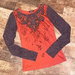 Miss Me top with lace sleeves